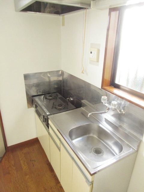 キッチン　※他部屋参考写真