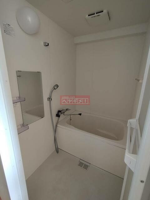 バス・シャワールーム　別部屋同間取り