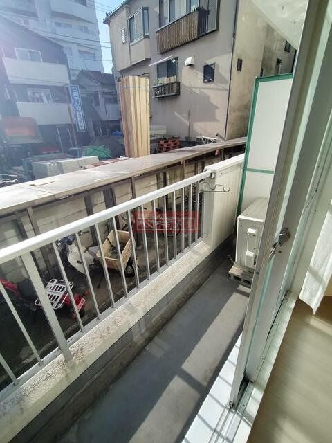 バルコニー　別部屋同間取り
