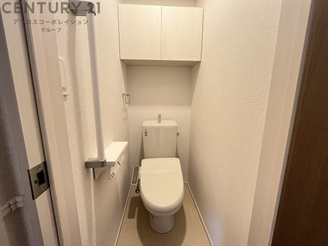 トイレ　温水洗浄便座付き♪