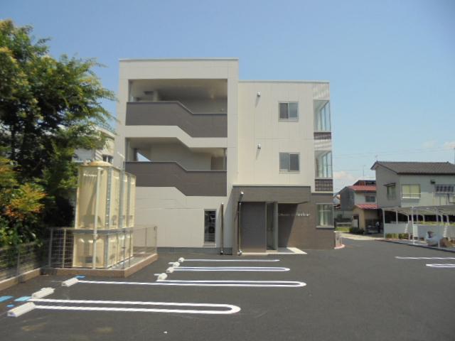 建物外観　外観写真（昼）