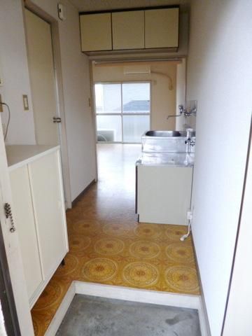 玄関　★お部屋探しは株式会社タウンハウジング東京まで★