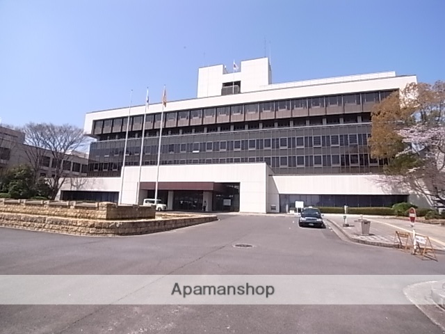 その他　【市役所・区役所】奈良市役所（その他）まで392m