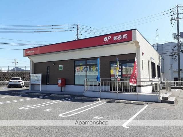 郵便局　笠岡富岡郵便局（郵便局）まで1130m