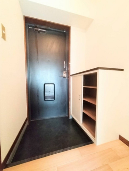 玄関　※別部屋の写真です