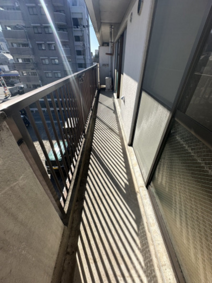 バルコニー　※別部屋の写真です