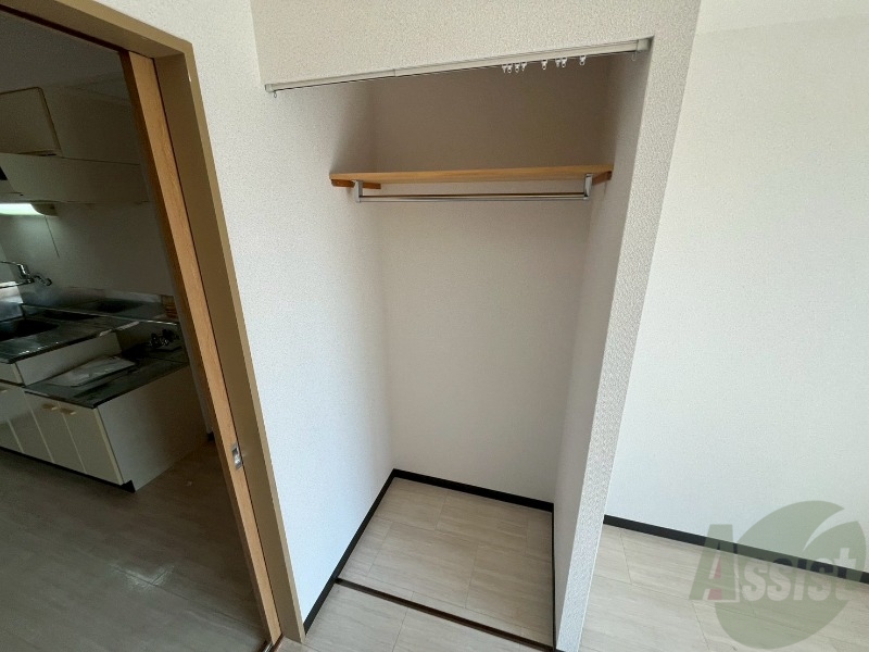 収納　クローゼットがありました。お洋服や荷物はここへ