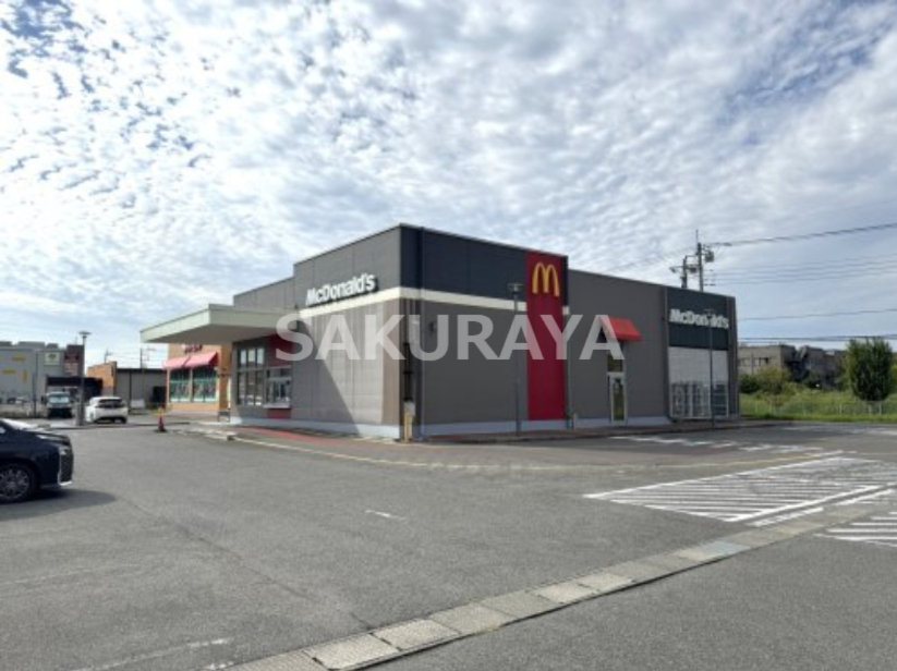飲食店　マクドナルド アシコタウンあしかが店（飲食店）まで2403m