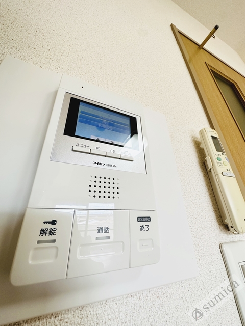 セキュリティ　この子が私の入国審査官。。。