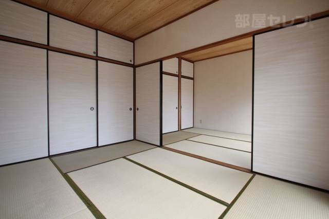 その他　繋がるお部屋で広々と使えますね