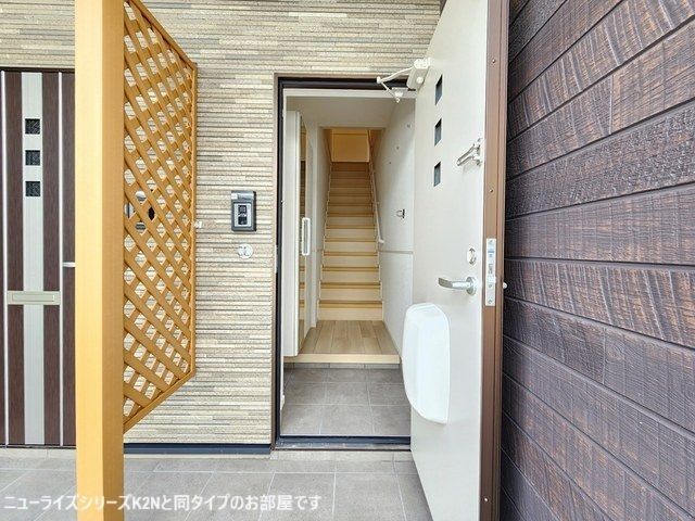 玄関　同施工会社参考写真