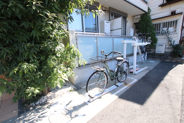 その他　駐輪場＊区画指定あり、１世帯１台まで