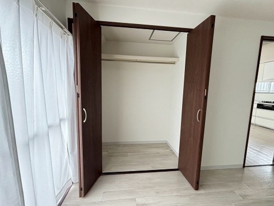 収納　※別部屋の写真です