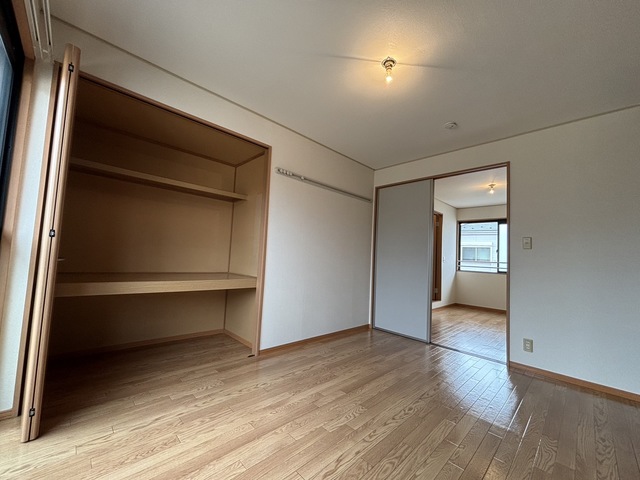 収納　別部屋参考写真です