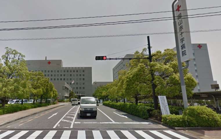 病院　岡山赤十字病院（病院）まで674m