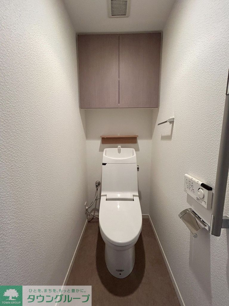 トイレ　温水洗浄機能付便座トイレ