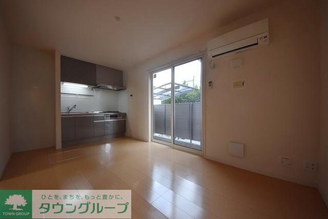 居室・リビング　※同建物別部屋参考