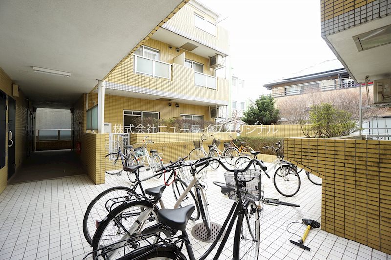 駐車場　駐輪場