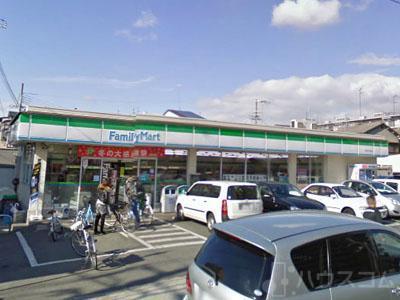 コンビニ　ファミリーマート万代六丁目店（コンビニ）まで506m