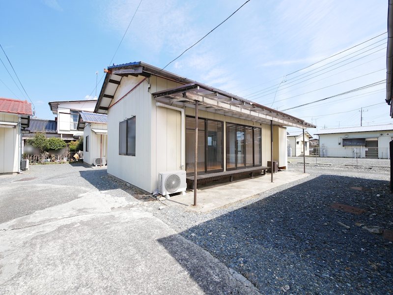 駐車場　敷地内駐車場