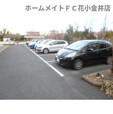 駐車場　駐車スペースもあります