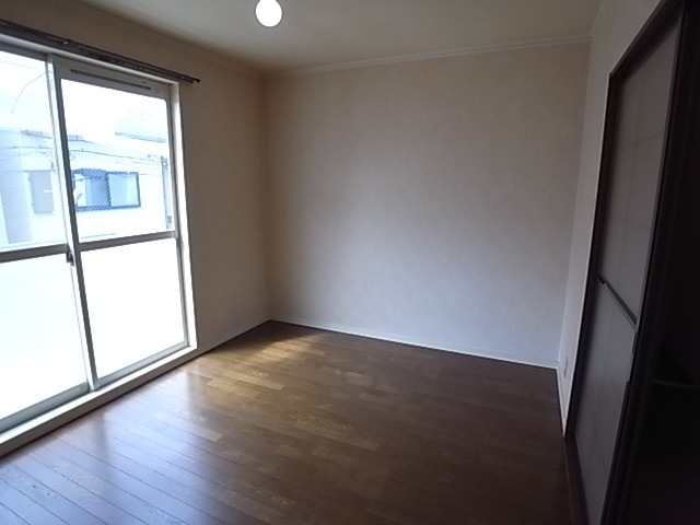 居室・リビング　見ての通り日当たり良好のお部屋です。