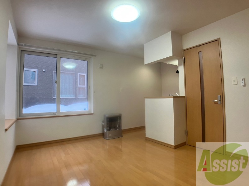 居室・リビング　明るいお部屋は気持ちよく過ごせそうですね。