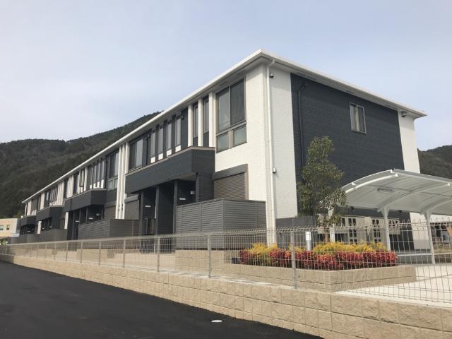 建物外観　外観写真（昼）