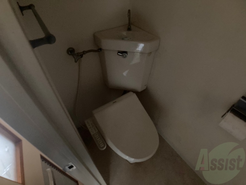 トイレ　こちらはトイレです。清潔感があり、安心して使用できます。
