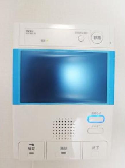 セキュリティ　訪問者の顔を確認できるモニタ付きインターホン♪