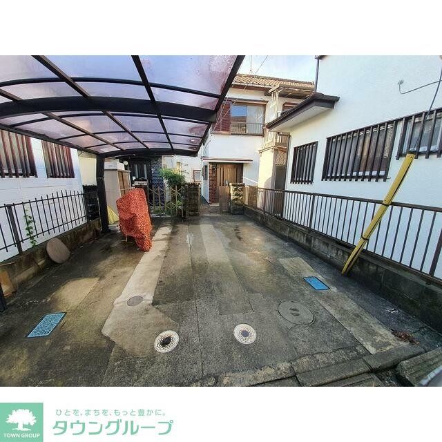 駐車場　駐車場