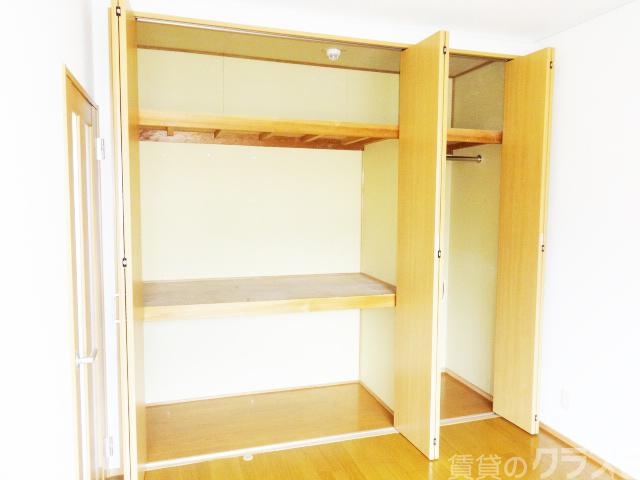 収納　余計な物はしまう！これが部屋を綺麗に保つコツです！