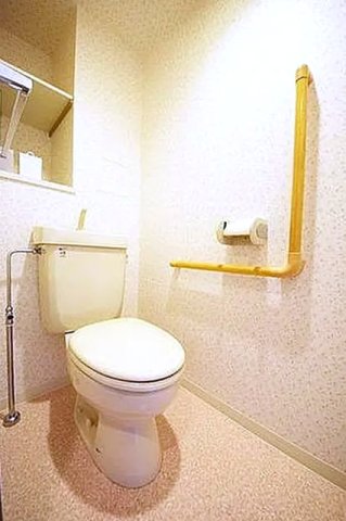 トイレ　落ち着いた色調のトイレです♪