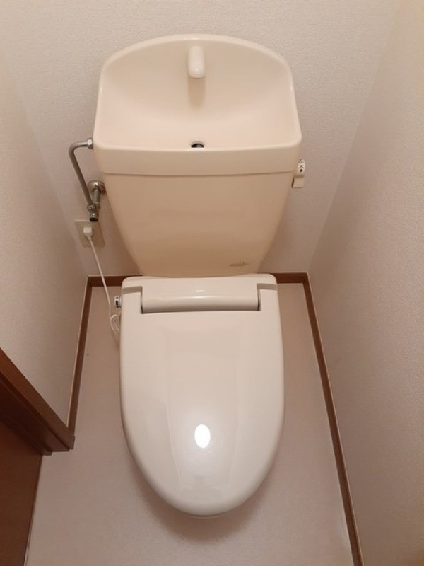 トイレ　図面と現状に相違がある場合には現状を優先