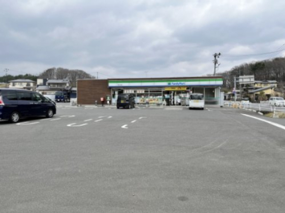コンビニ　ファミリーマート 西郷小田倉店（コンビニ）まで265m