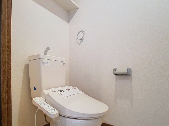 トイレ　※写真は空室の一室のものを使用しております※　実際の仕様と異