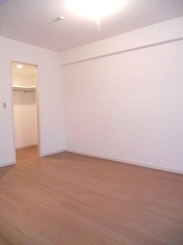 その他部屋・スペース　明るい色調の室内です