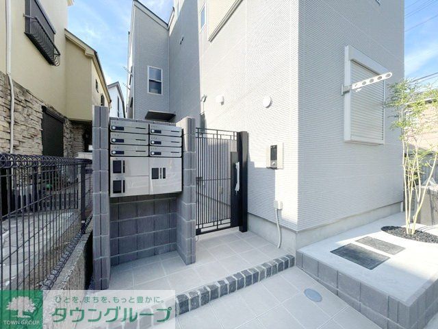 エントランス　庭