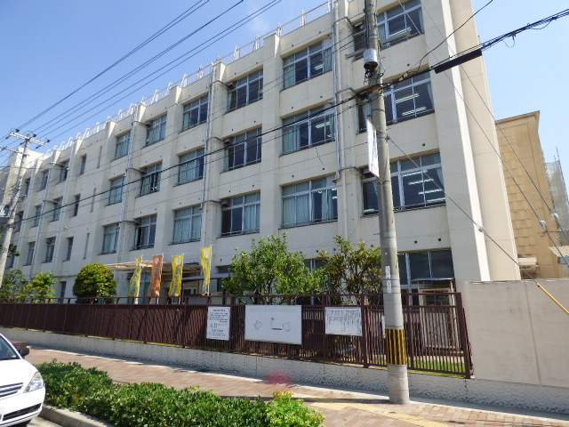 小学校　生野小学校（小学校）まで646m