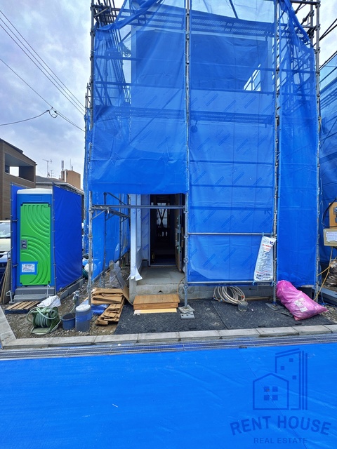 エントランス　外観（建築中）