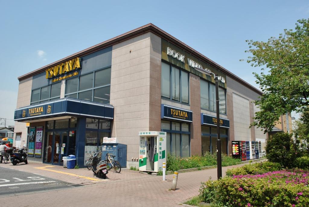 レンタルビデオ　TSUTAYA光が丘店（レンタルビデオ）まで384m