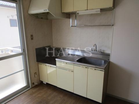 キッチン　同物件別部屋です。