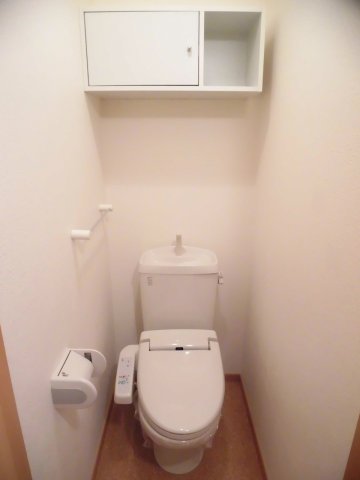 トイレ　シンプルで使いやすいトイレです