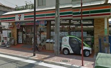 コンビニ　セブンイレブン蓮沼店（コンビニ）まで385m