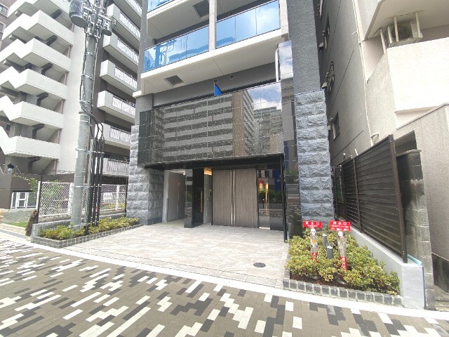 エントランス　お帰りなさいませ。