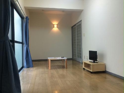 居室・リビング　備品は部屋ごとに異なります。