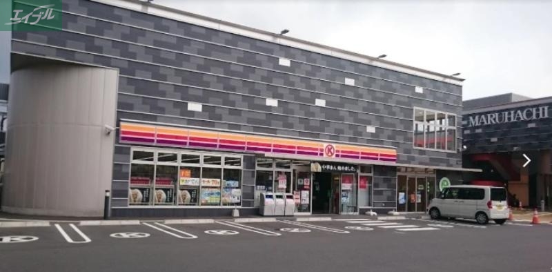 コンビニ　ファミリーマートマルハチ大安寺店（コンビニ）まで521m