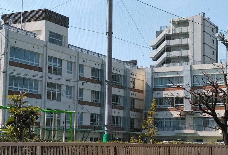 小学校　江東区立香取小学校（小学校）まで600m