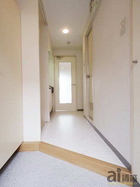 玄関　※写真同仕様※