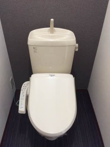 トイレ　シャワートイレ